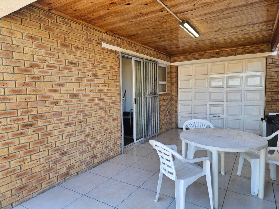 3 Bedroom Property for Sale in Pearly Beach Western Cape